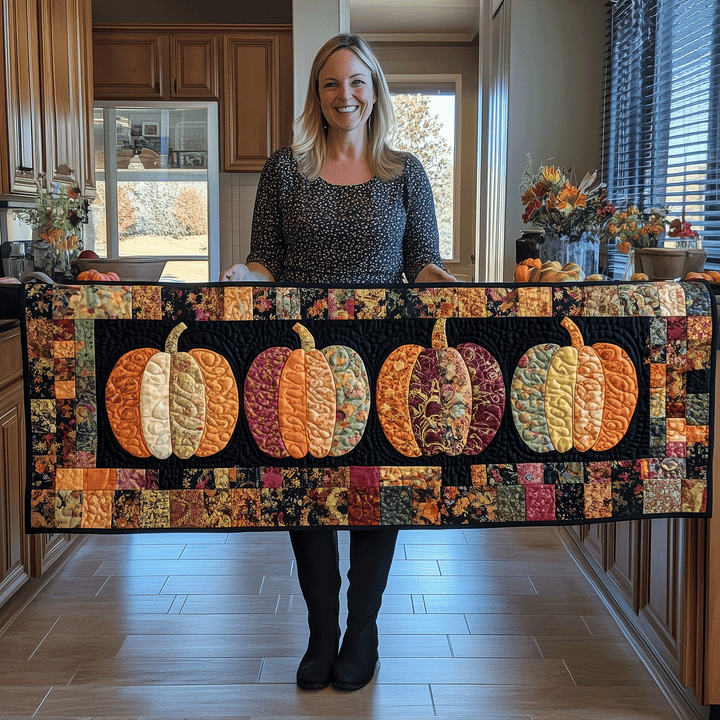 Pumpkin | Quilted Table Runner